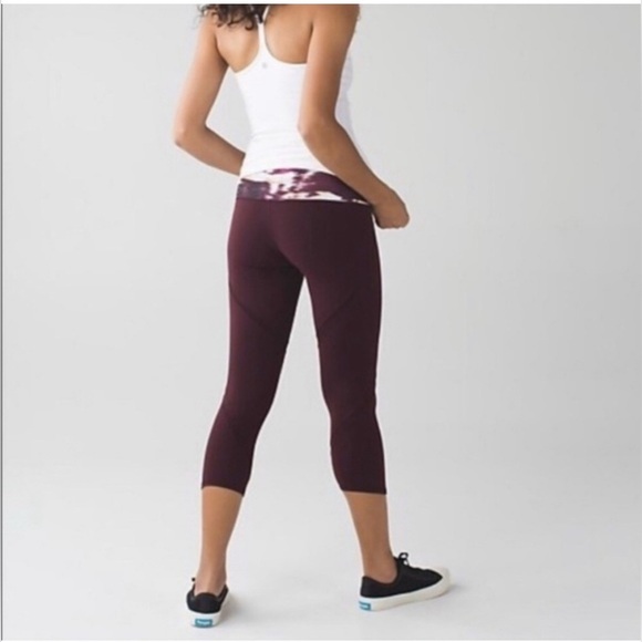 Limited Edition Lululemon Wunder Under Crop (size 4) - Picture 4 of 11